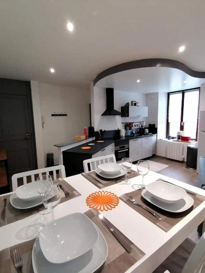 Grand Appartement 2 Chambres Avec Fibre Et Netflix 벨포르 외부 사진